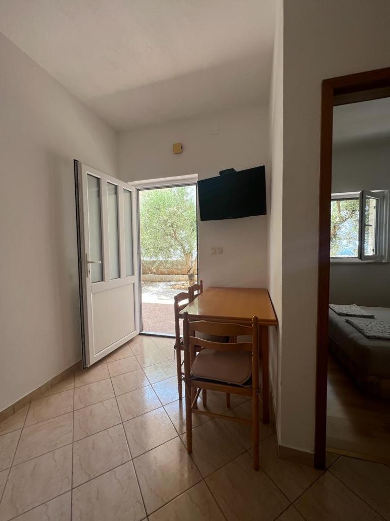 טרוגיר Apartments Paulina מראה חיצוני תמונה